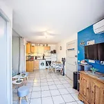 Daire Front De Mer-21 By Interhome *