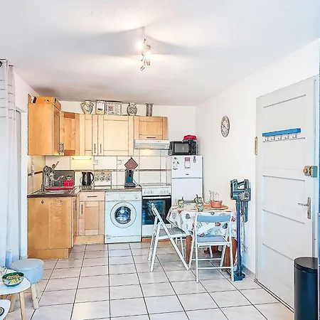 Front De Mer-21 By Interhome Appartement *