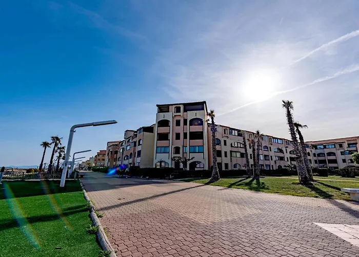 Front De Mer-21 By Interhome