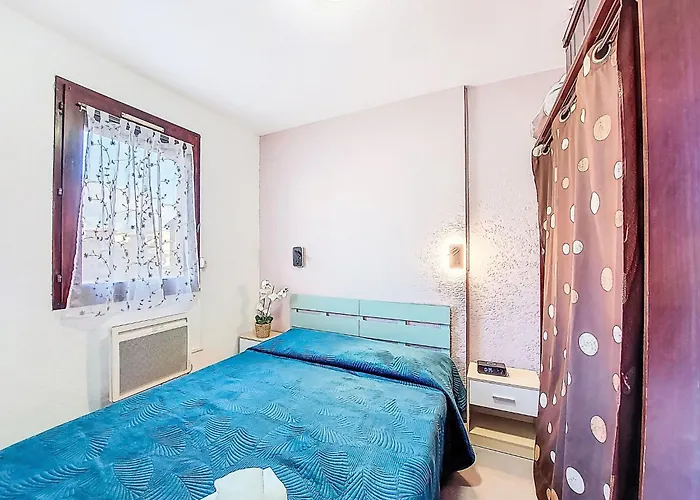 Front De Mer-21 By Interhome * Ле Баркарес