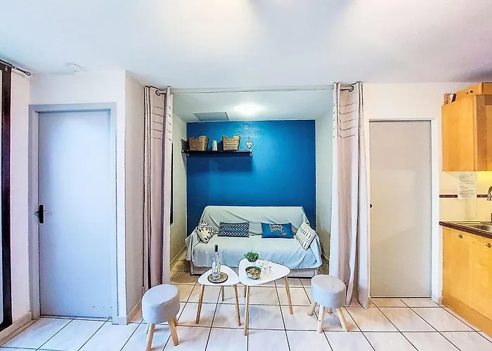 Front De Mer-21 By Interhome