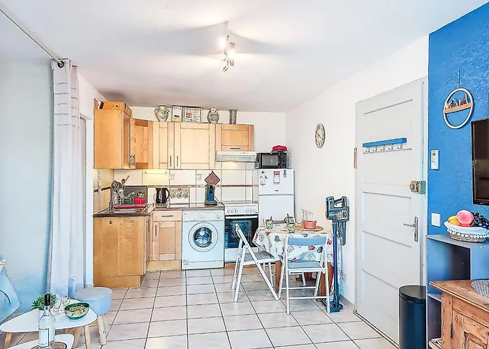 Front De Mer-21 By Interhome Апартаменты *